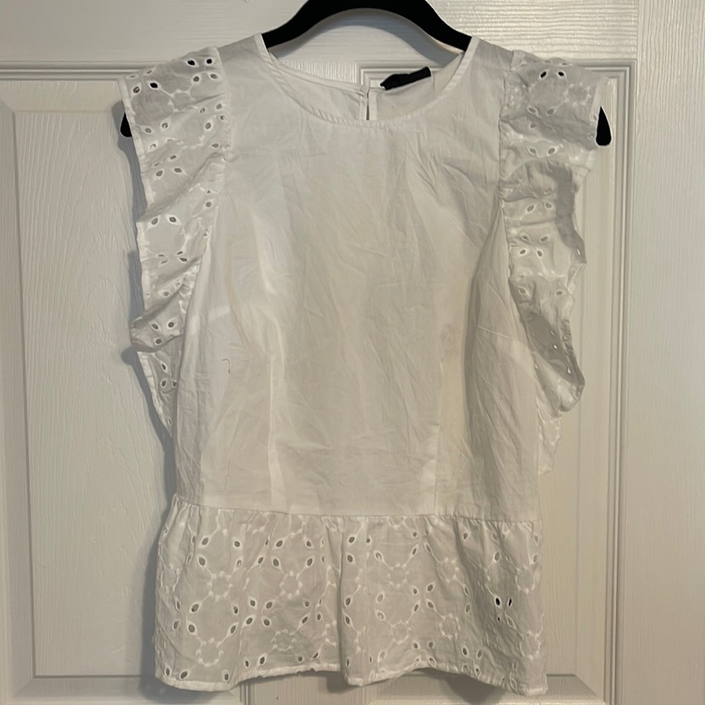 NWT Who What Wear White Top